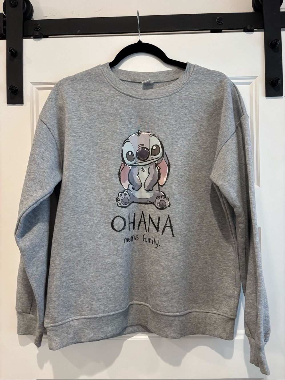 Disney Stitch “Ohana Means Family” Grey Crewneck Sweatshirt Size Medium